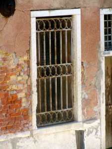 A window in Venice, Italy