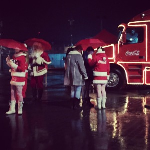 coke coca-cola santa christmas truck