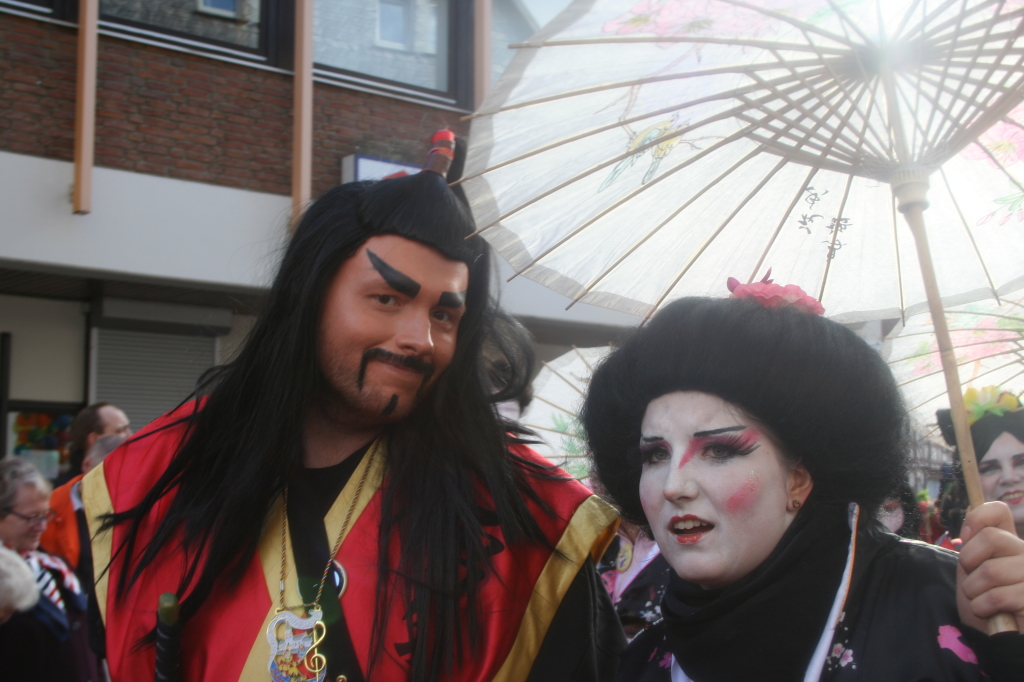 faschingsdienstag, fasching, parade, german mardi gras, politically incorrect, asian costumes